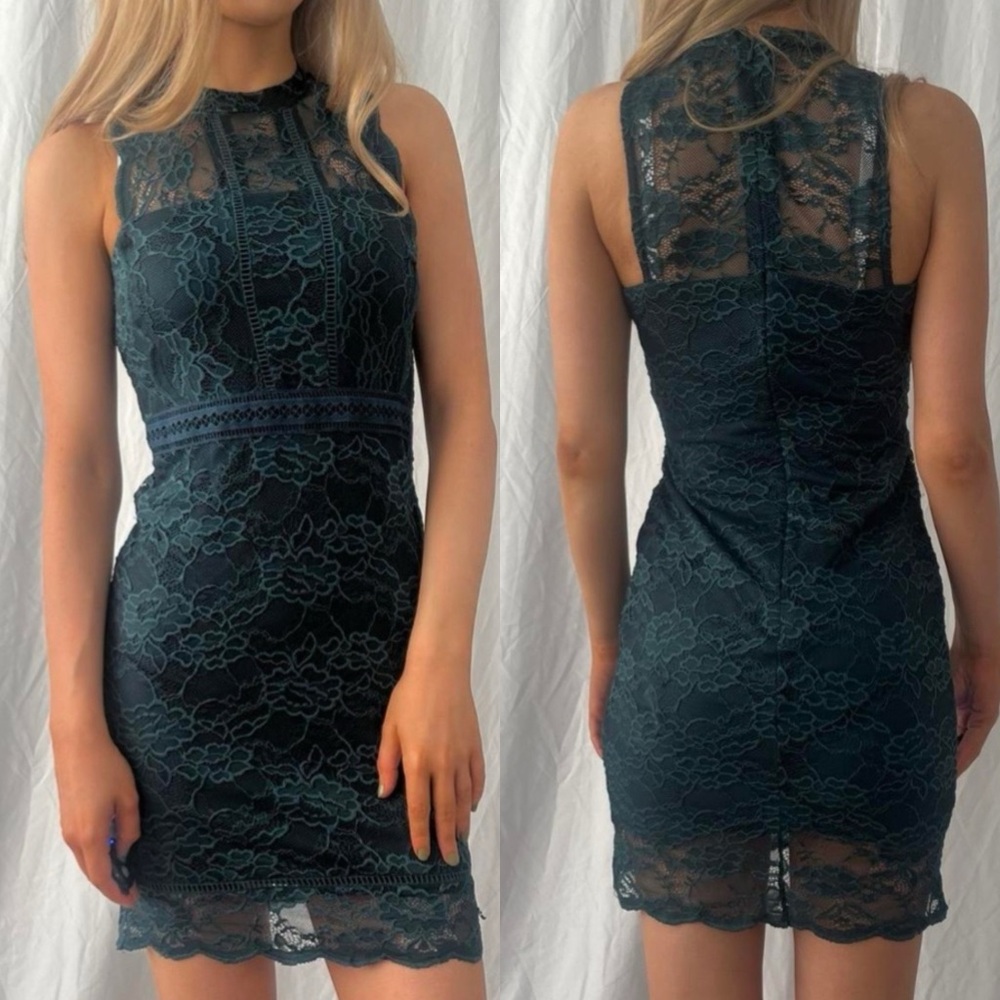 Topshop, Size 4 Sleeveless Teal Lace Bodycon Dress— Lovely!